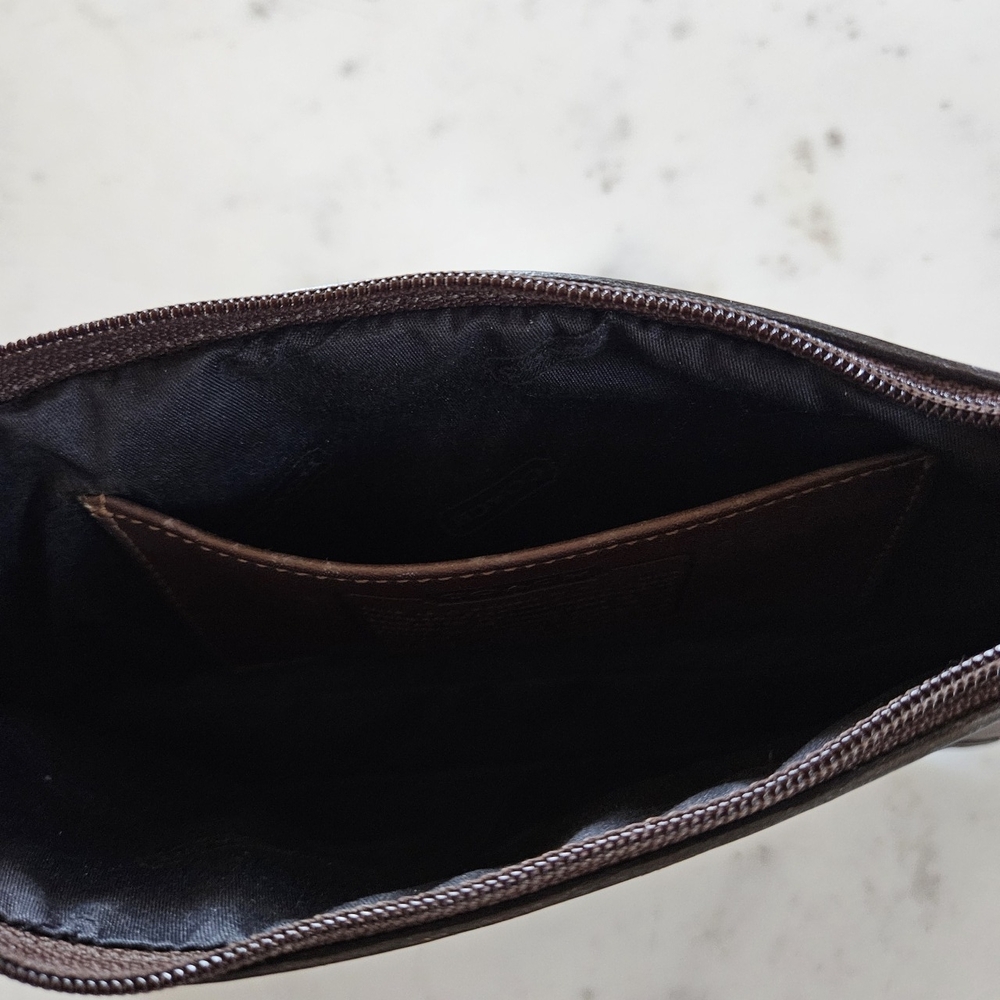 Vintage Coach Brown Leather Zip Wristlet Bag Style 9311 Hangtag Small Purse - Picture 3 of 13